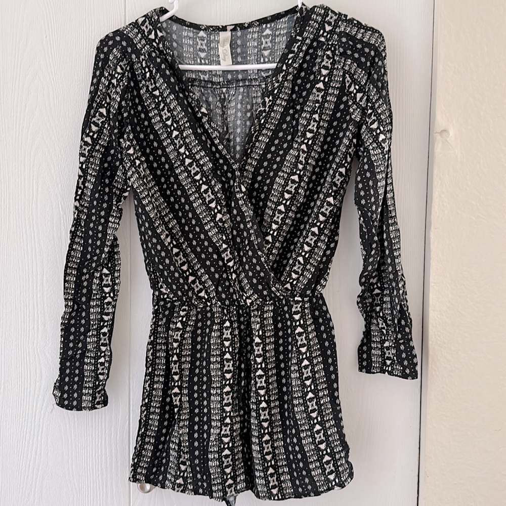 Lovely Day Black/White Romper